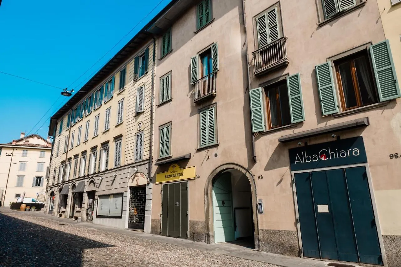 Art Street Studio Apartment Bergamo Italy